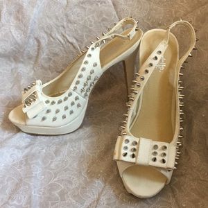 Charlotte Russe Size 10 White Spike Heels